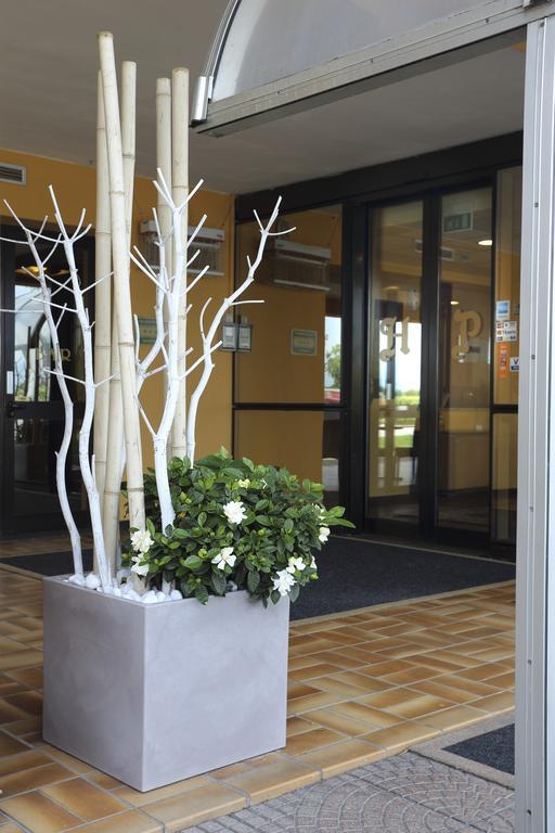 Cazzago San Martino Albergo Papillon מראה חיצוני תמונה